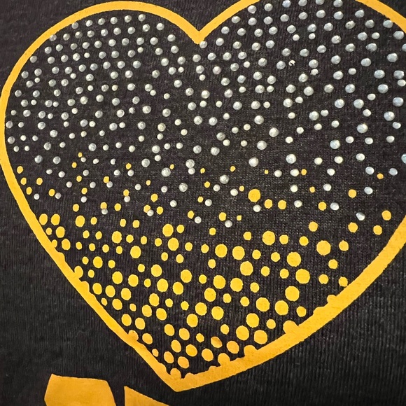 NWT App State plus size 22 tshirt with beads. Gray and yellow. - Picture 3 of 6